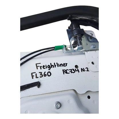 Puerta Freightliner Fl360 917 Piloto Año 2021 Delantera