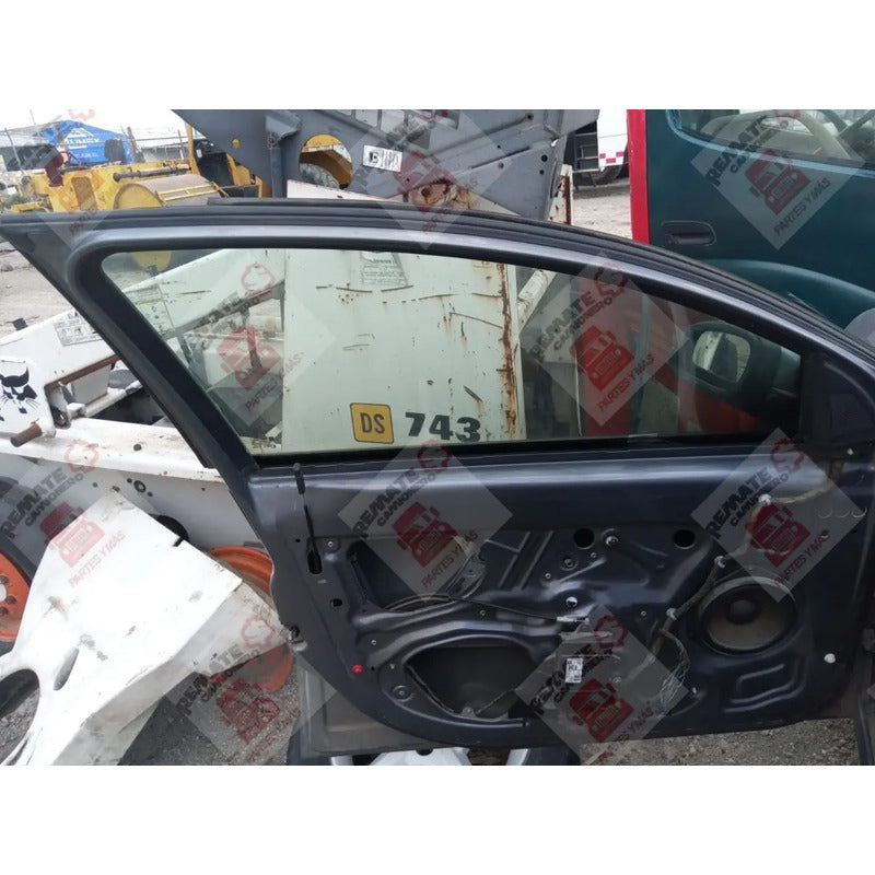 Puerta Izquierda Delantera Vectra 2003 V6 3.2 Izquierdo Gris