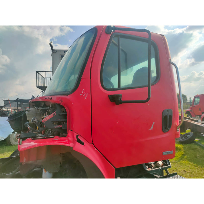Cabina Cofre Freightliner M2 Año 2005