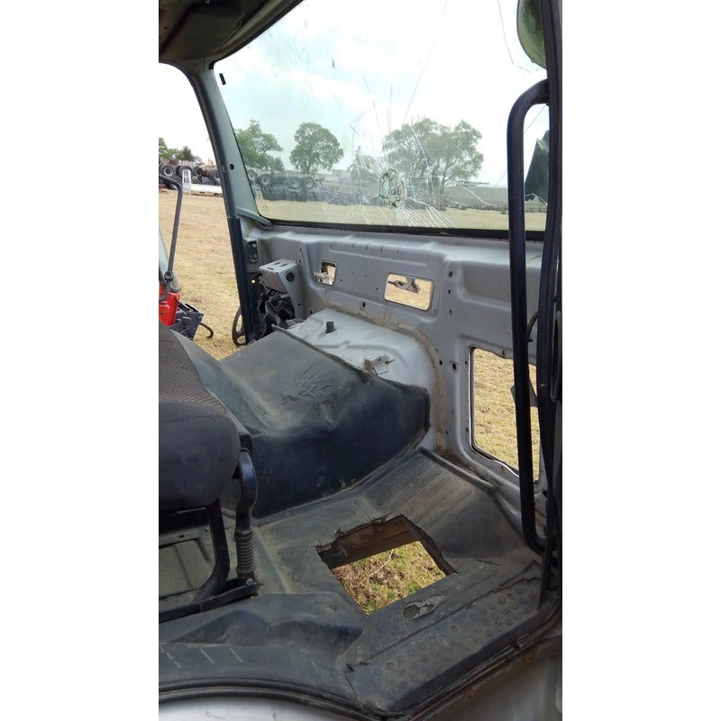 Cabina Freightliner Sterling Fl 360 1828 Año 2020