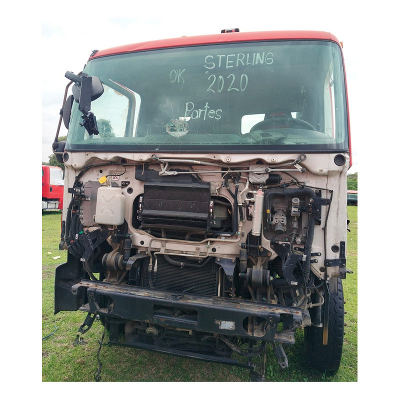 Cabina Freightliner Sterling Fl 360 1828 Año 2020