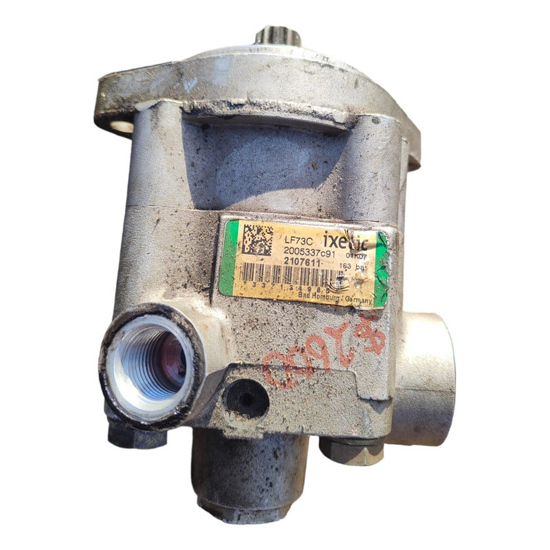 Bomba De Direccion Hidraulica Licuadora Navistar Maxxforce
