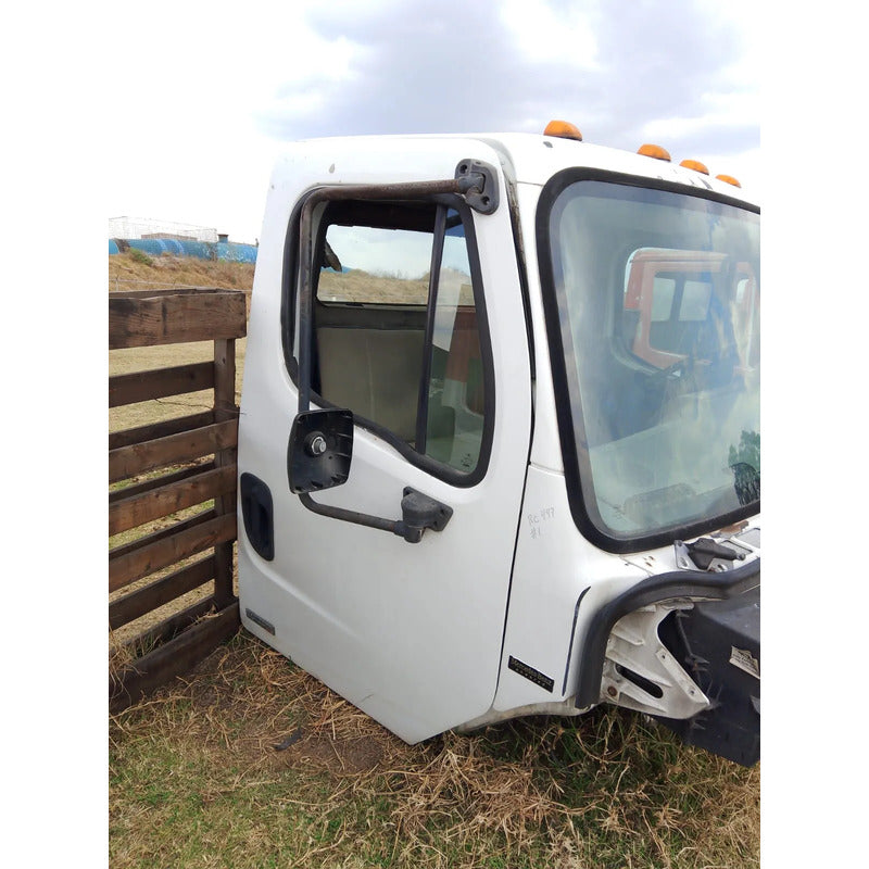 Cabina Freightliner M2 Año 2007