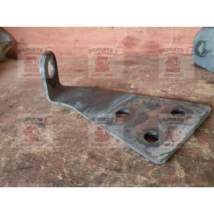 Soporte Base Radiador Freightliner M2