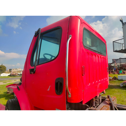 Cabina Cofre Freightliner M2 Año 2005