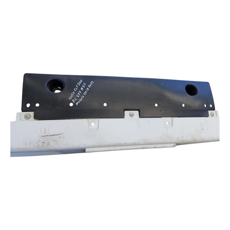 Defensa Parachoques Isuzu Elf 300 2018-2023