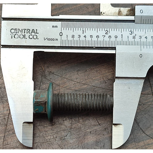 Tornillo Chumacera Monoblock Navistar Maxxforce 7.6l