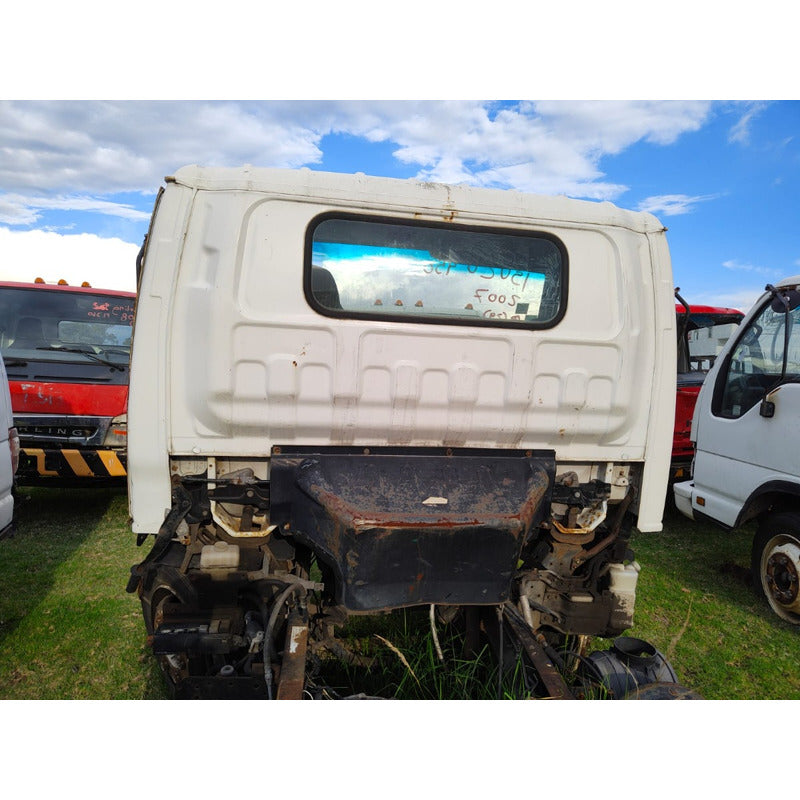 Cabina Isuzu Elf 450 Año 2007