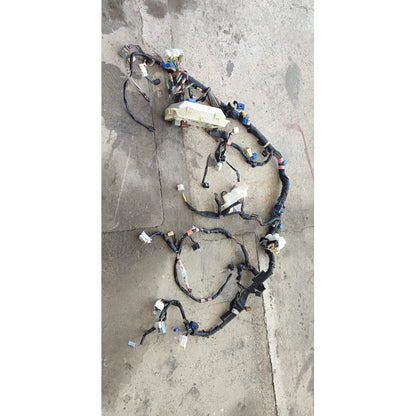 Arnes Caja Tablero Fusibles Interior Cabina Hino 300 514 414