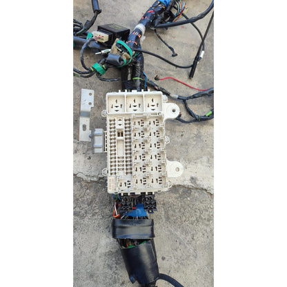 Arnes Tablero Interior Cabina Isuzu Elf 300 2018-2023