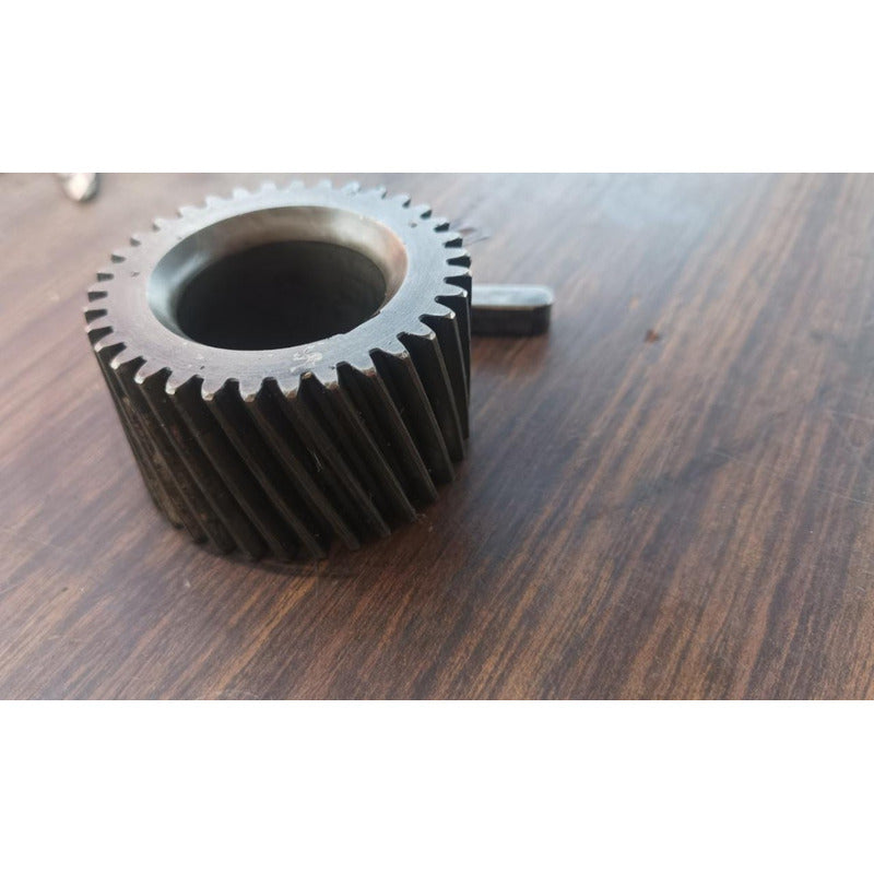 Engrane Manivela Engranaje Cuña Cigueal Motor Kubota V2203