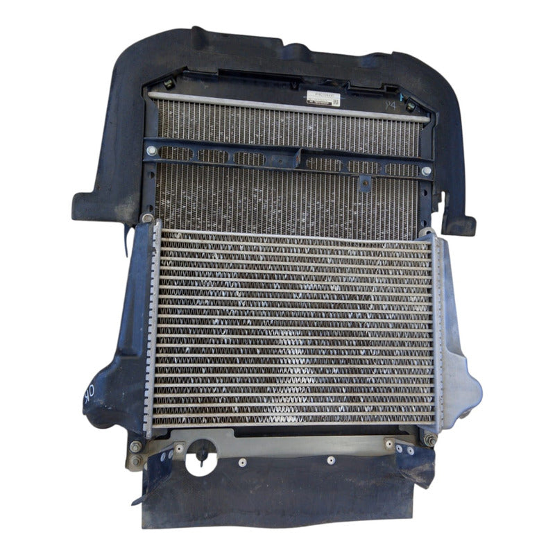 Radiador Postenfriador Tolva Isuzu Elf 300 2018-2023 - Negro