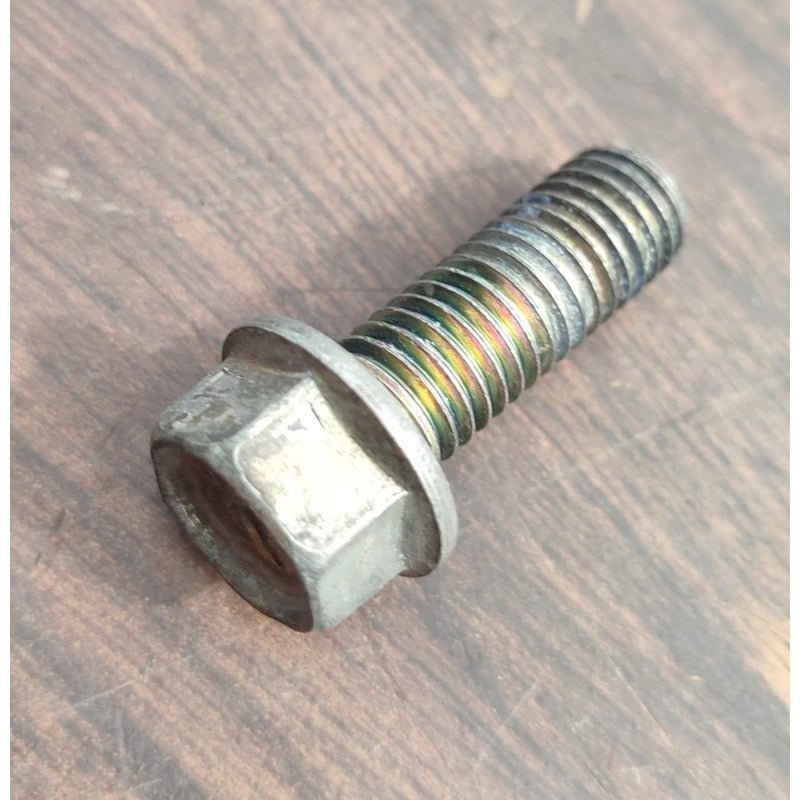 Tornillo Toma Agua Motor Hino 300 816 716 2 Pz