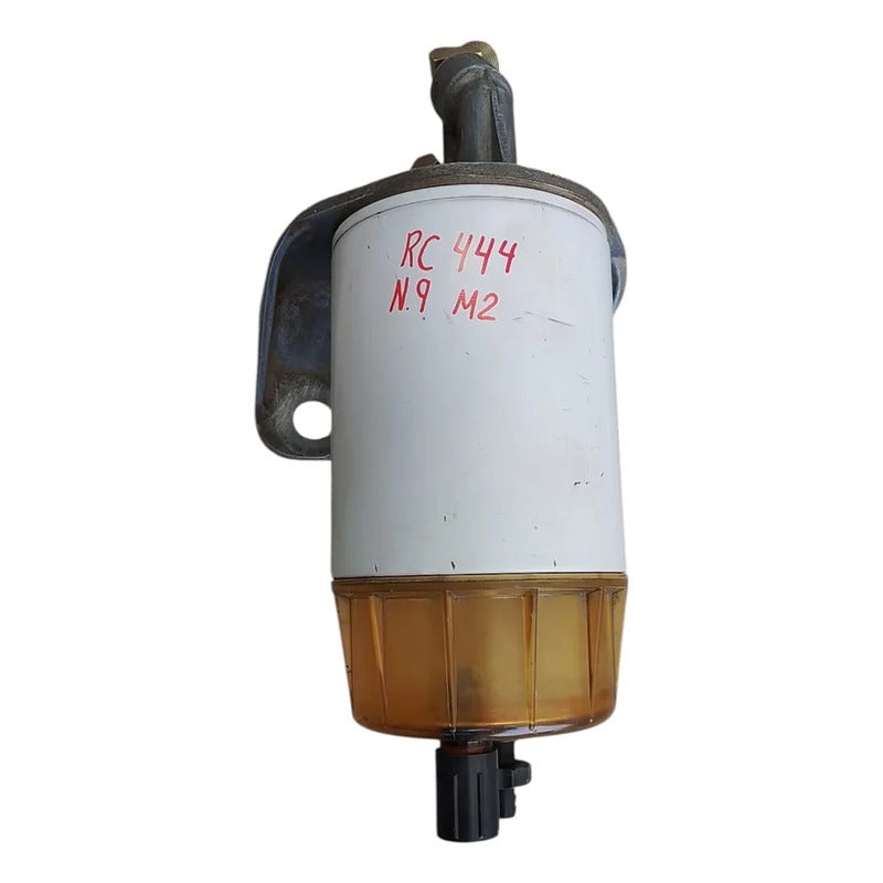 Base Soporte Filtro Diesel Motor Freightliner M2