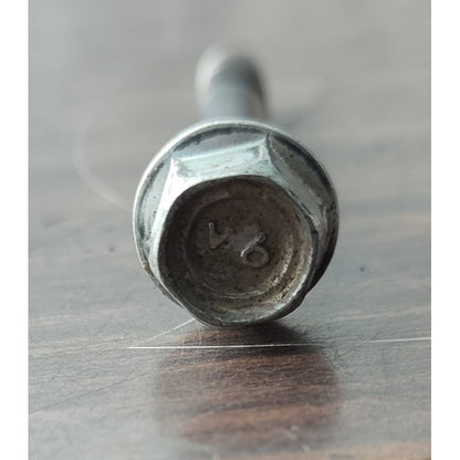 Tornillo Hule Tapa Punterías Motor Isuzu 4hk1 Elf 450 500