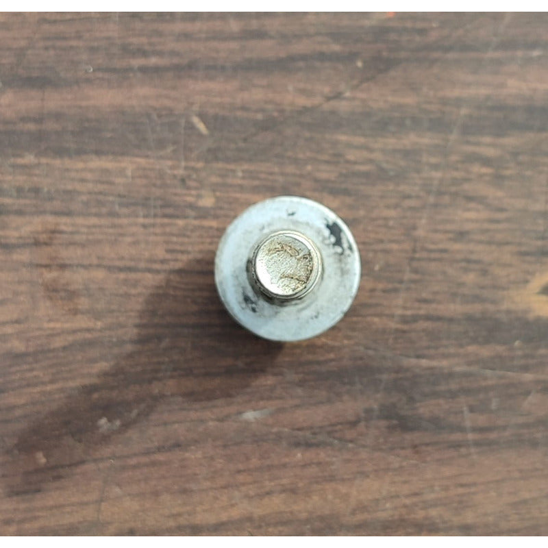 Tornillo Bomba Agua Motor Hino 300 816 716 5 Pz