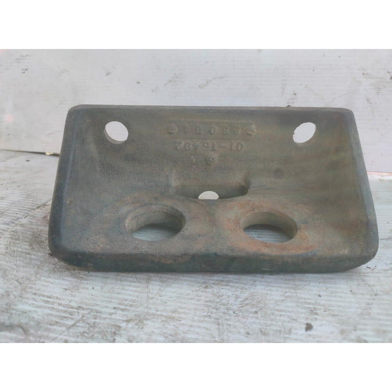 Soporte Base Motor Caterpillar Freightliner Fl70