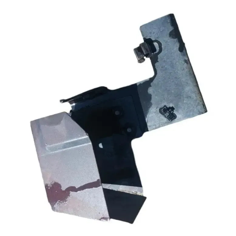 Base Soporte Deposito Tanque Aceite Direccion Isuzu Elf 200