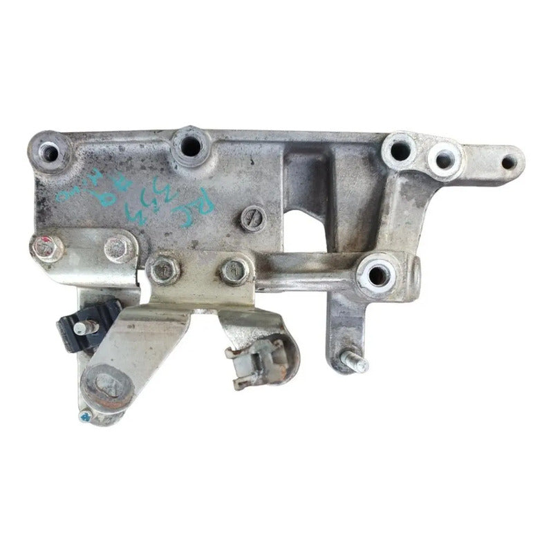 Base Soporte Riel Comun Inyectores Motor Hino 300 716 816