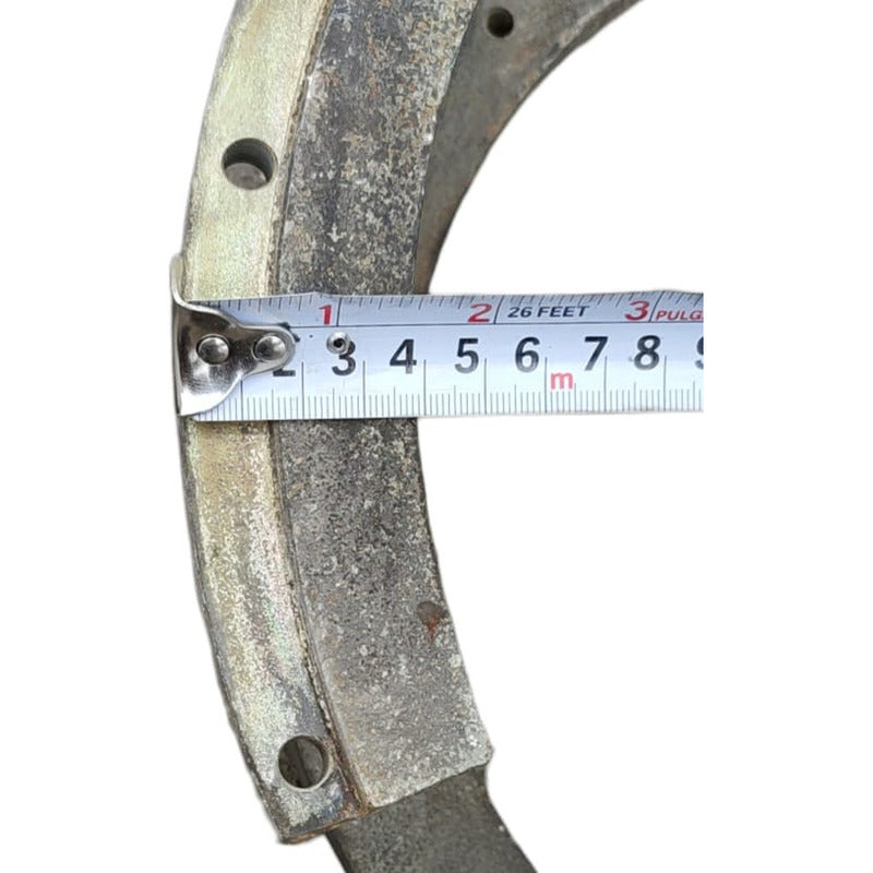 Soporte Base Concha Coraza Par Motot Kubota V2203 Carrier