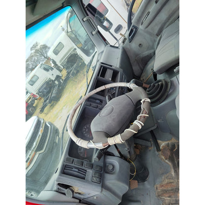 Isuzu Elf 500 600 Cabina