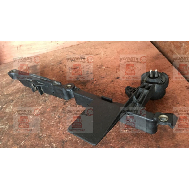 Tolva Canaleta Protector Cableado Arnes Motor Mercedes Benz