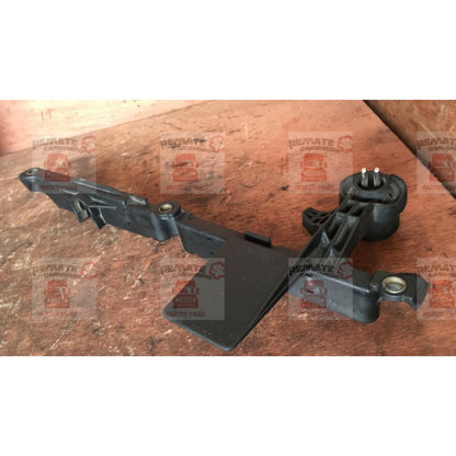 Tolva Canaleta Protector Cableado Arnes Motor Mercedes Benz