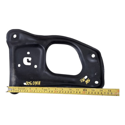 Soporte Base Defensa Parachoques Hino 300 816 716