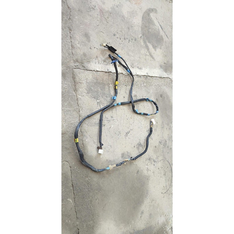 Arnes Conector Convertidor Corriente Voltaje Cabina Hino 300