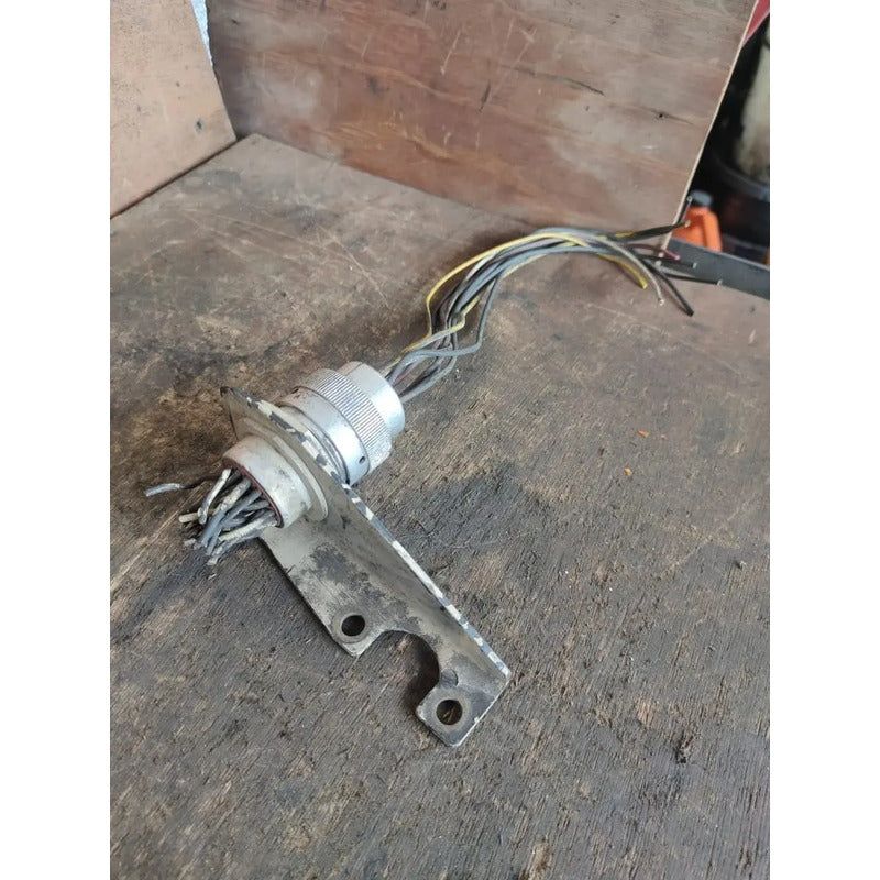 Conector Arnés Cabina Motor Cummins Isb