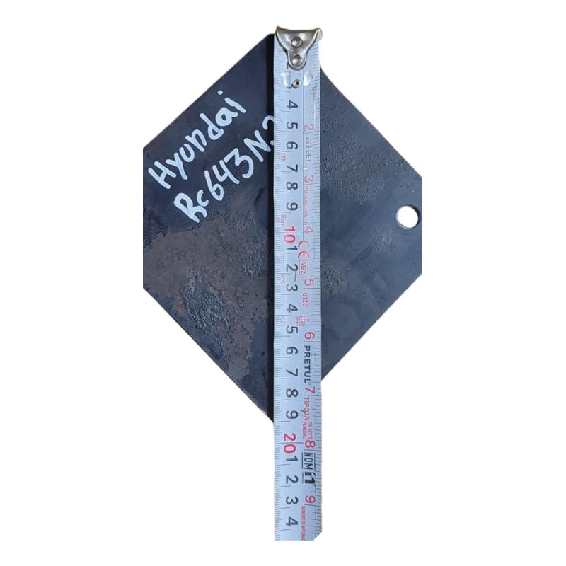 Soporte Base Tolva Salpicadera Piloto Hyundai Hd120