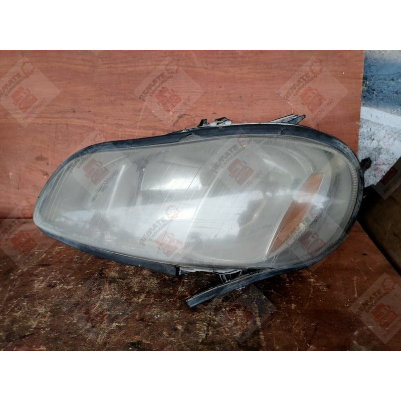 Faro Unidad Freightliner Columbia M2