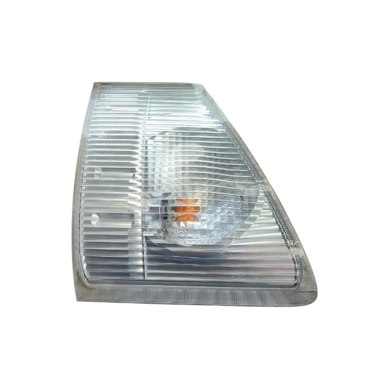 Faro Direccional Cuarto Luz Isuzu Elf 300 2018-2023 Piloto