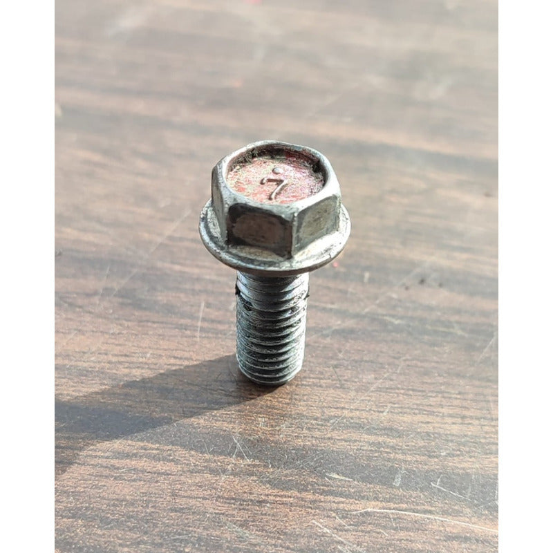 Tornillo Tubo Agua Motor Hino 300 816 716 4pz