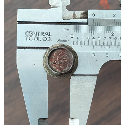 Perno Tornillo Bomba Agua Motor Hino 300 816 716
