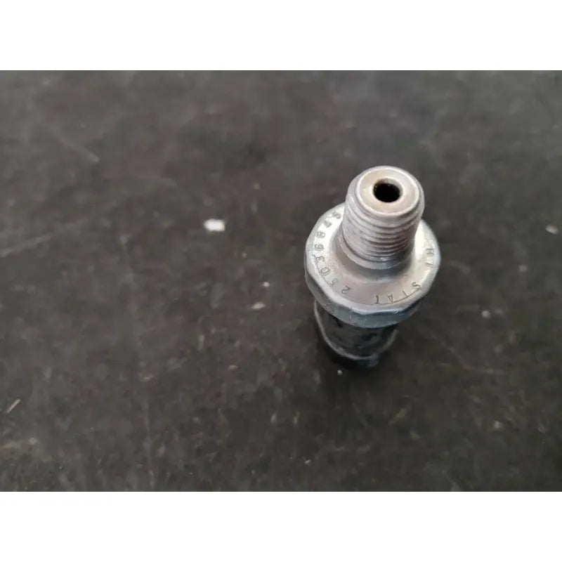 Sensor Switch Presión De Aceite Motor Gm Gmc