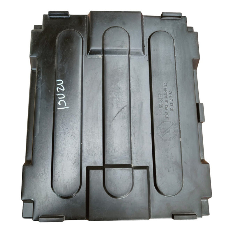 Tapa Cubierta Caja Baterias Isuzu Elf 450 Negro