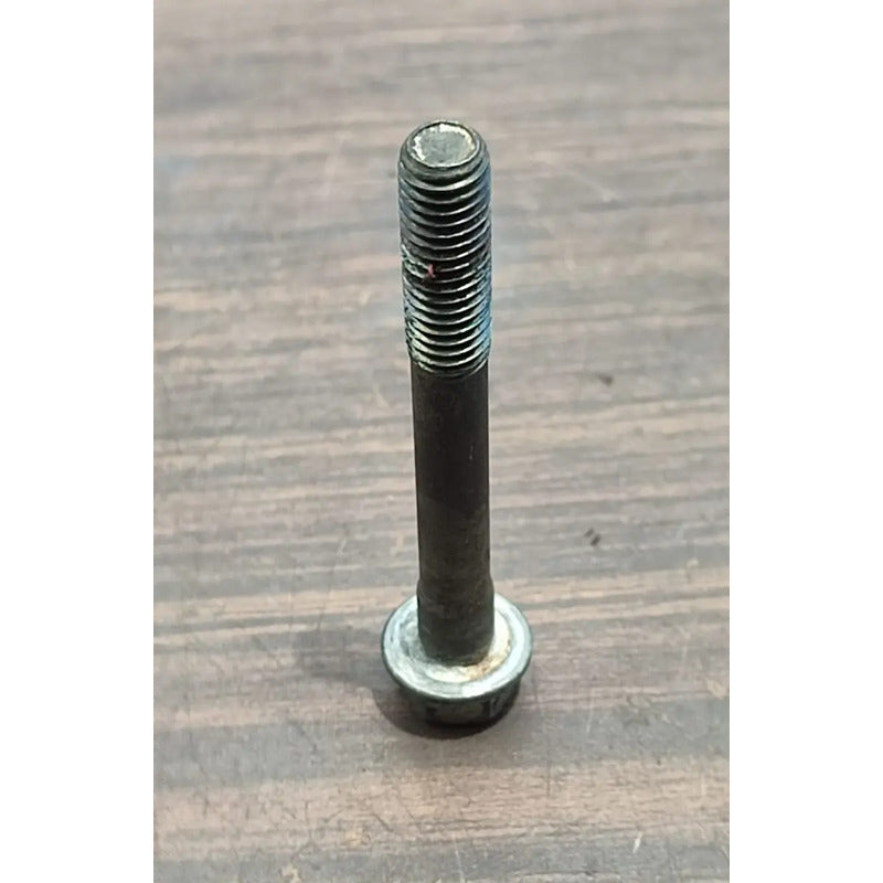 Perno Tornillo Tapa Distribucion Navistar Maxxforce 7.6l Int