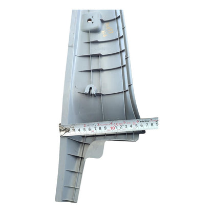 Moldura Poste Copiloto Cabina Isuzu Elf 300 18-23 Gris