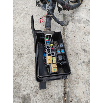 Caja Tablero Fusibles Arnes Sterling 360 Detalle