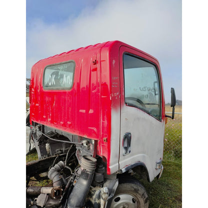 Cabina Isuzu Elf 300 Año 2011