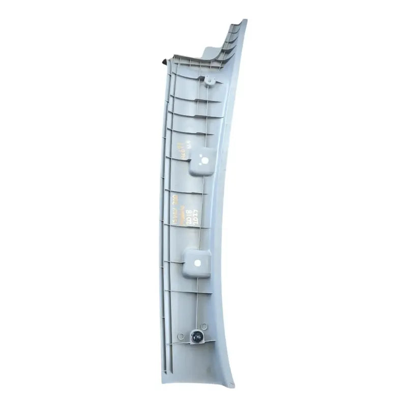 Moldura Poste Copiloto Cabina Isuzu Elf 300 18-23 Gris