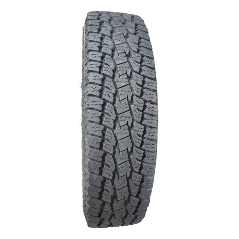 Llanta Toyo Carga Toyo 215/65r16