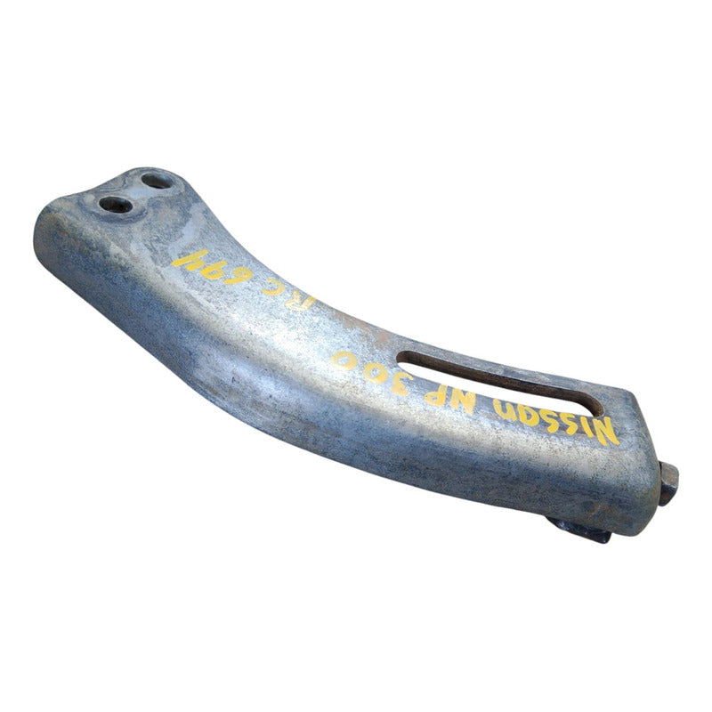 Base Soporte Tensor Alternador Nissan Navarra D22 2.5l