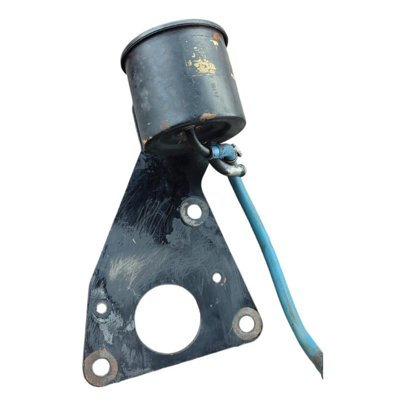 Base Soporte Deposito Aceite Dirección Freightliner Fl 70