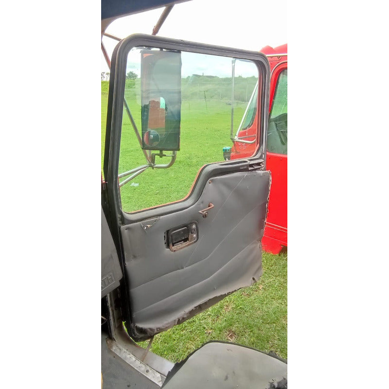 Cabina Kenworth T300 T370 Año 2001