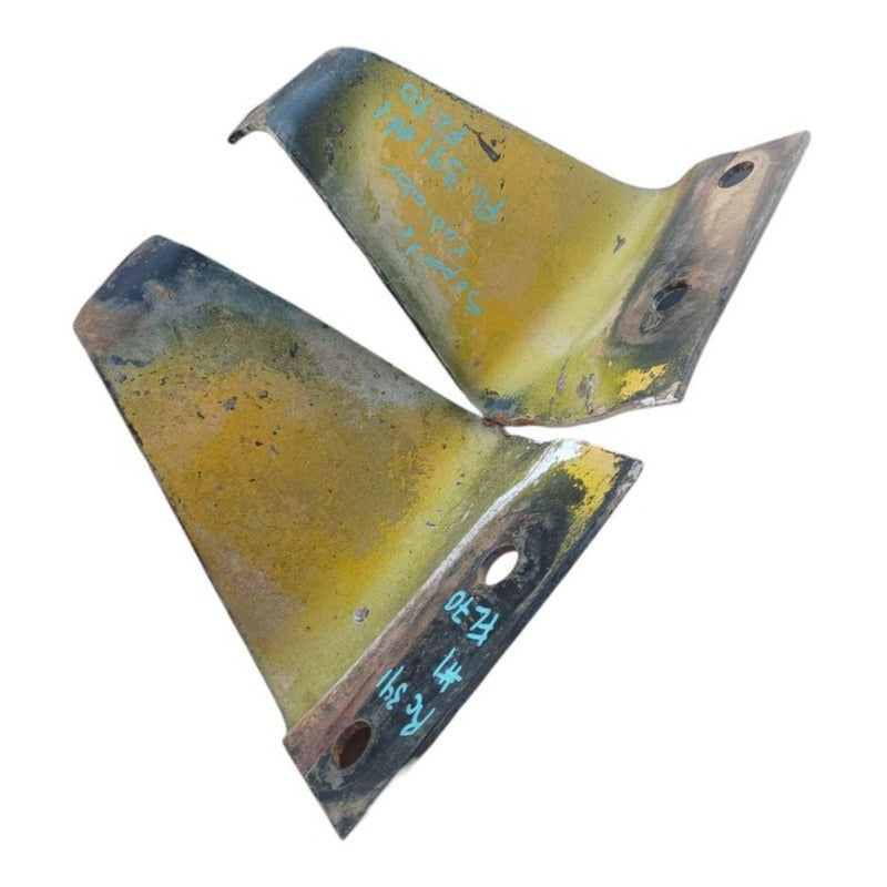 Soporte Base Defensa Freightliner Fl 70 Par