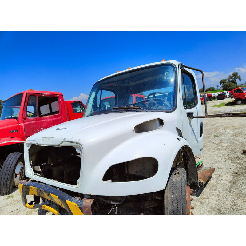 Freightliner M2 2007 Cabina Cofre