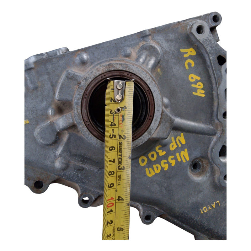 Tapa Cubierta Bomba Aceite Nissan Diesel Frontier 2.5l