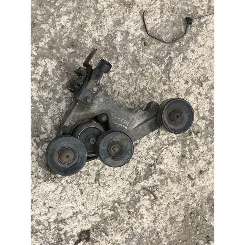 Soporte Alternador Ford Diesel Power Stroke 7.3 Navistar